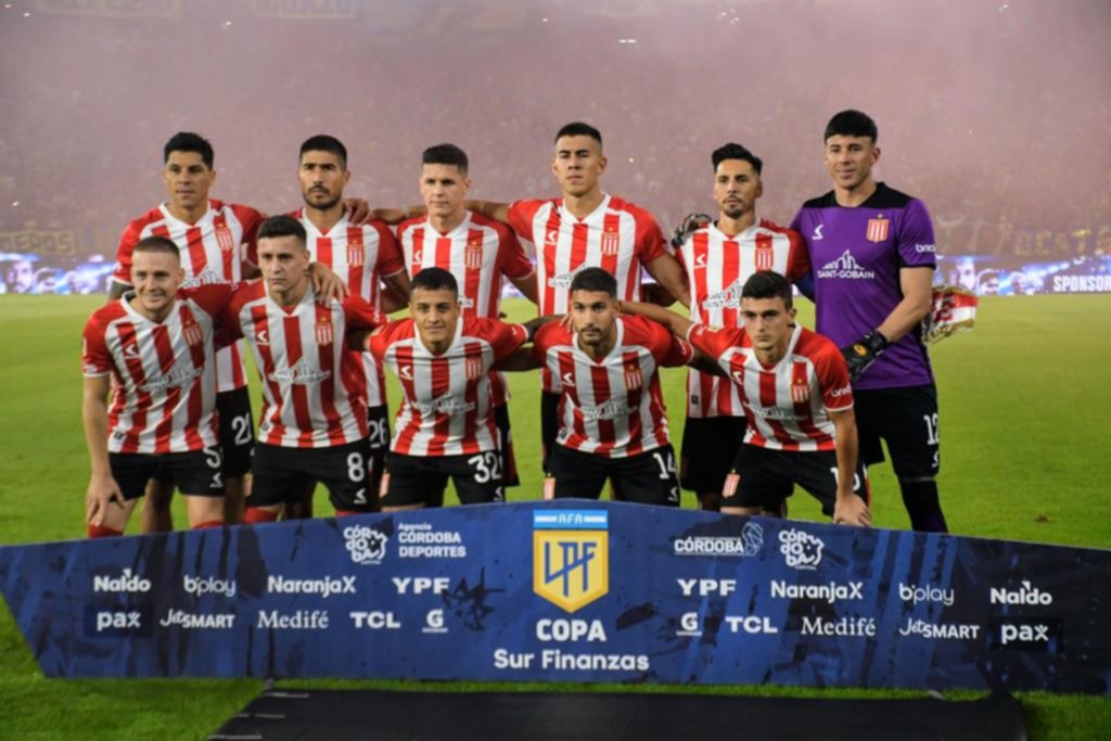 Estudiantes y la final ¿Salir a atacar o esperar a Vélez?