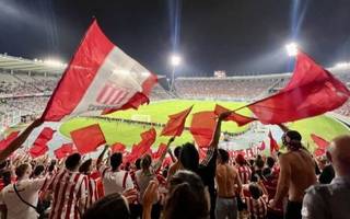 La ayuda de Estudiantes para sus hinchas: "Es una decisión que se tomó con el corazón, más allá de lo que implica económicamente para el club"