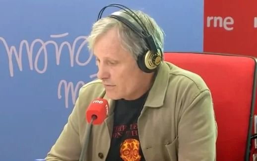 Viggo Mortensen, muy duro con Javier Milei: lo llamó "payaso" y "muñeco de la derecha"