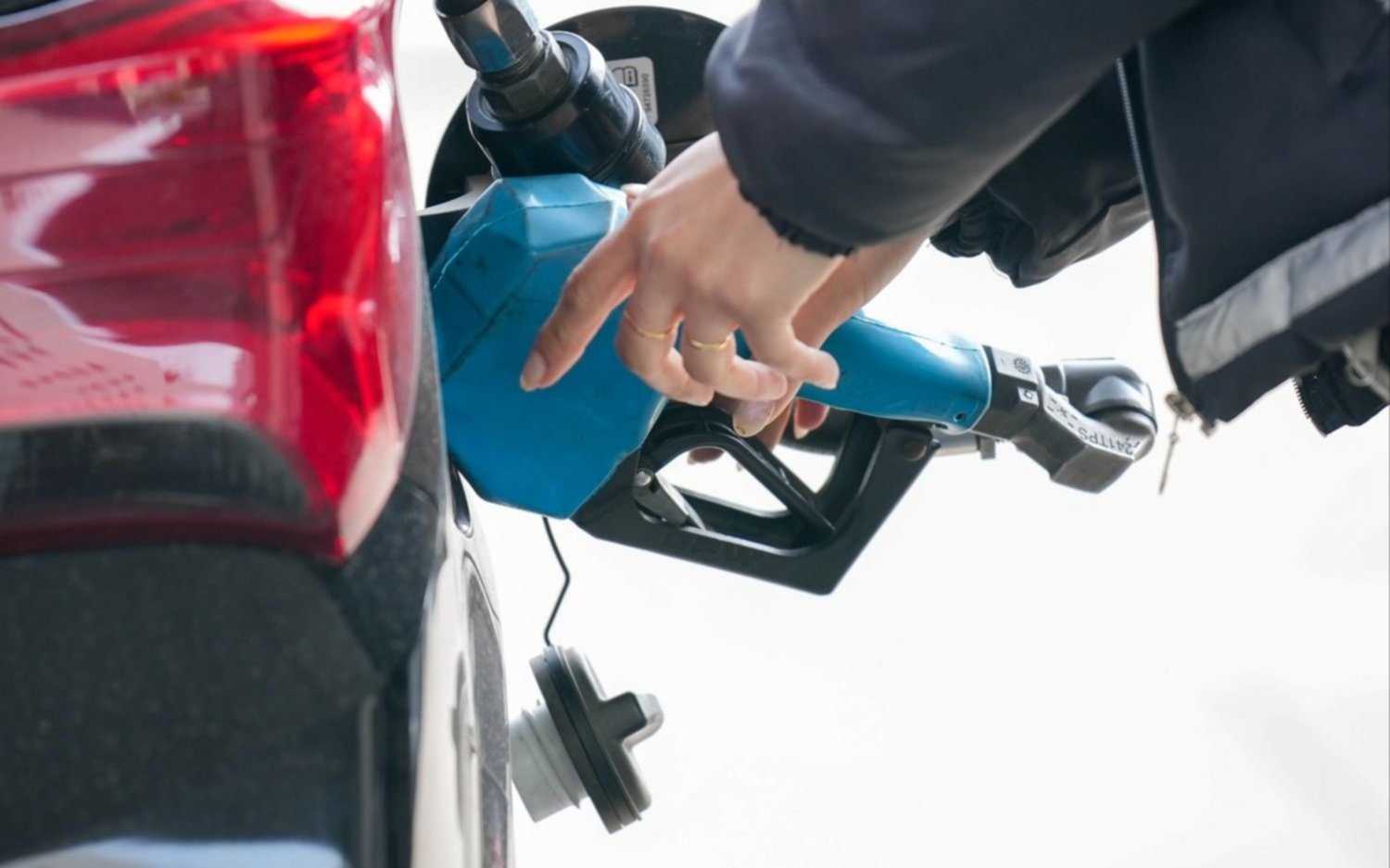 ¿Se viene otro aumento de naftas? El motivo por el que podría volver a subir el precio de los combustibles