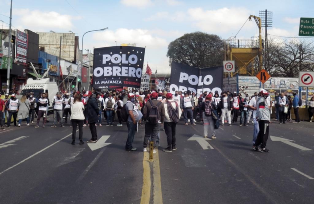 Escándalo por las presuntas extorsiones de piqueteros: los chats que revelarían la maniobra