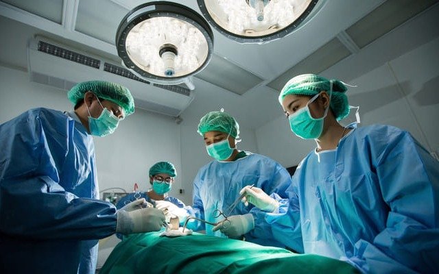 Cirugías cardiovasculares en peligro: "Hay prácticas que dejarían de hacerse porque los médicos no están bien pagos"
