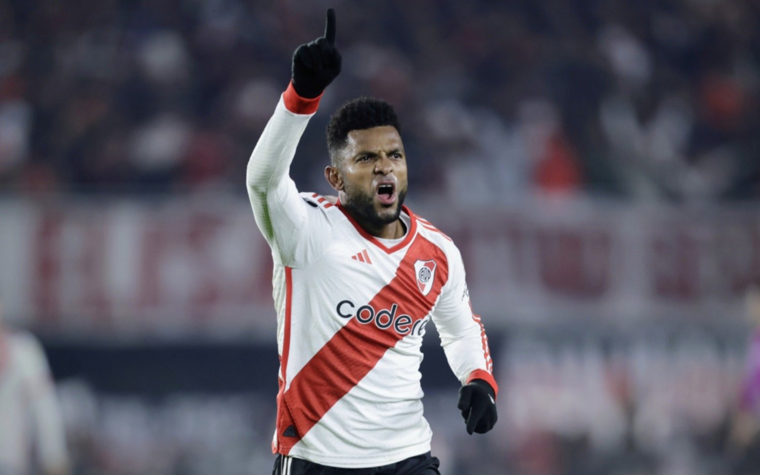 Con un doblete de Borja, River se clasificó a los octavos de la Copa Libertadores