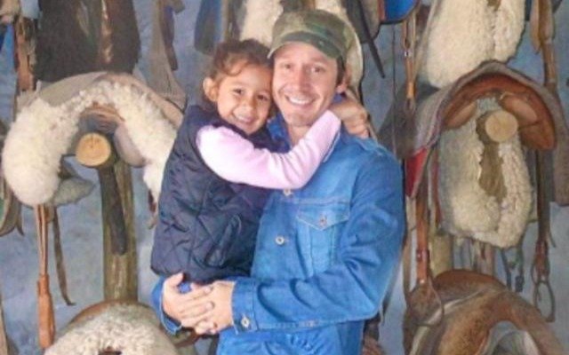 Conmovedor posteo de Benjamín Vicuña que recordó a su hija Blanca: "Te amo niña de los mares"