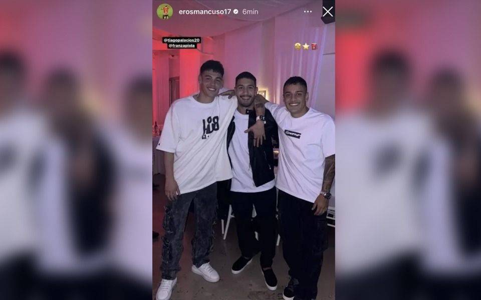 "Un surtidor": revuelo por un posteo de un jugador de Estudiantes en la fiesta del campeón