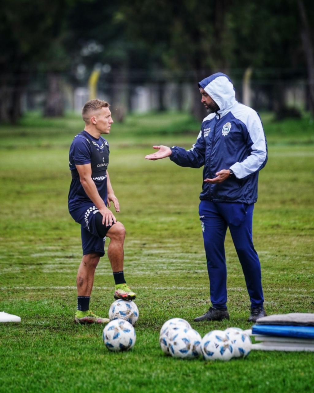 En Gimnasia, equipo que gana... Méndez va con los mismos once