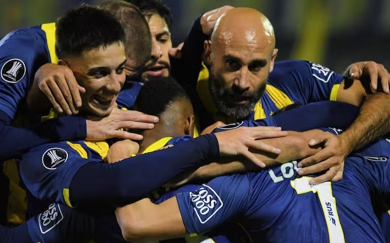 Goleó Central, y le espera una verdadera final contra Peñarol