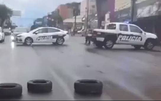Misiones: la Policía se acuarteló en reclamo por mejoras salariales y el Gobierno nacional envió 200 gendarmes 
