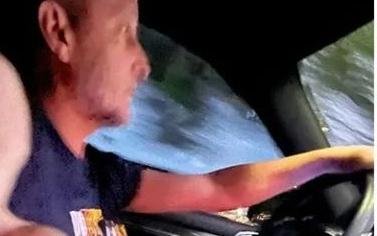 Auto de lujo, ruta, asado y descanso Insaurralde y Clérici, otra vez juntos
