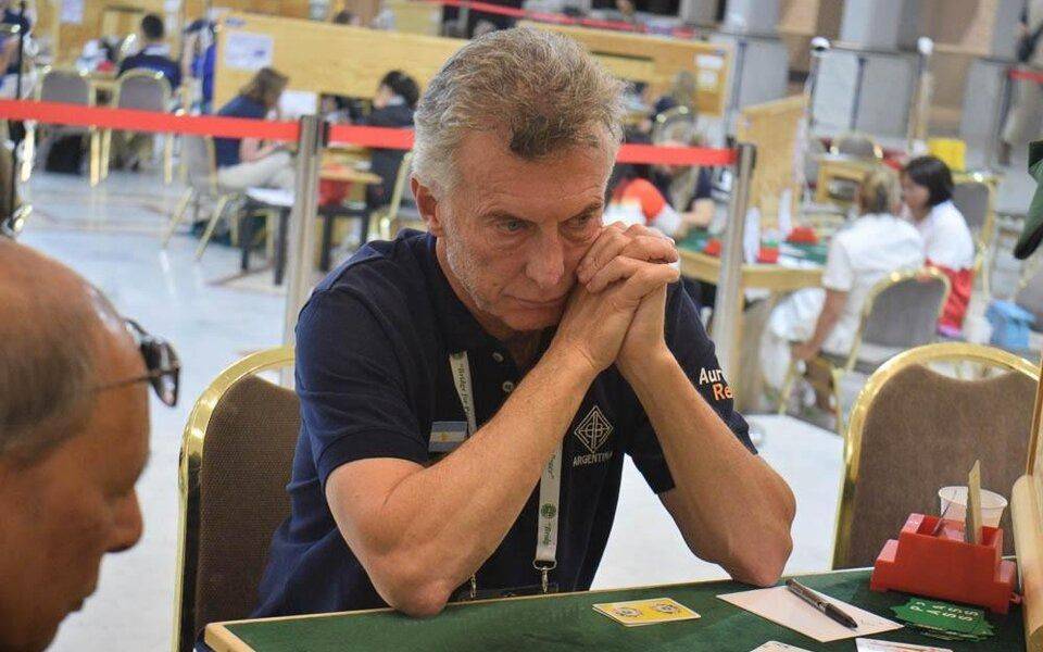 En medio del escándalo con España, Macri sufrió una derrota que lo dejó afuera de los World Bridge Games