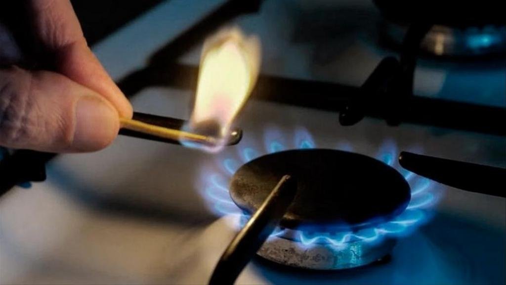 Golpe al bolsillo: en La Plata ya llegan boletas de gas y luz con subas importantes