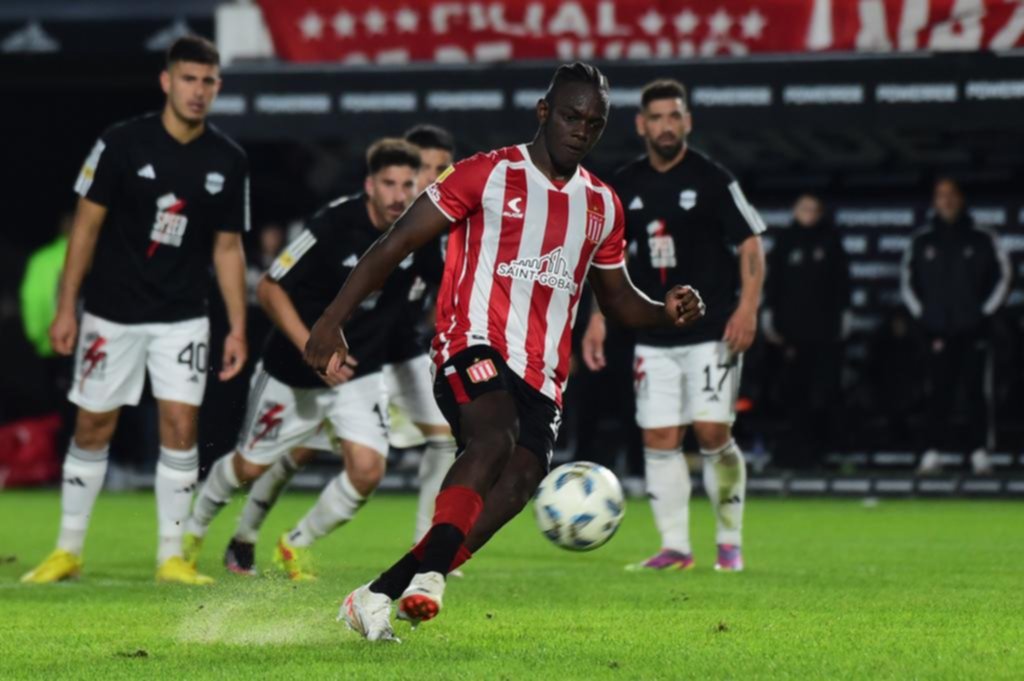 Estudiantes vs Deportivo Riestra.- Uno por uno, el boletín de calificaciones de los jugadores del Pincha