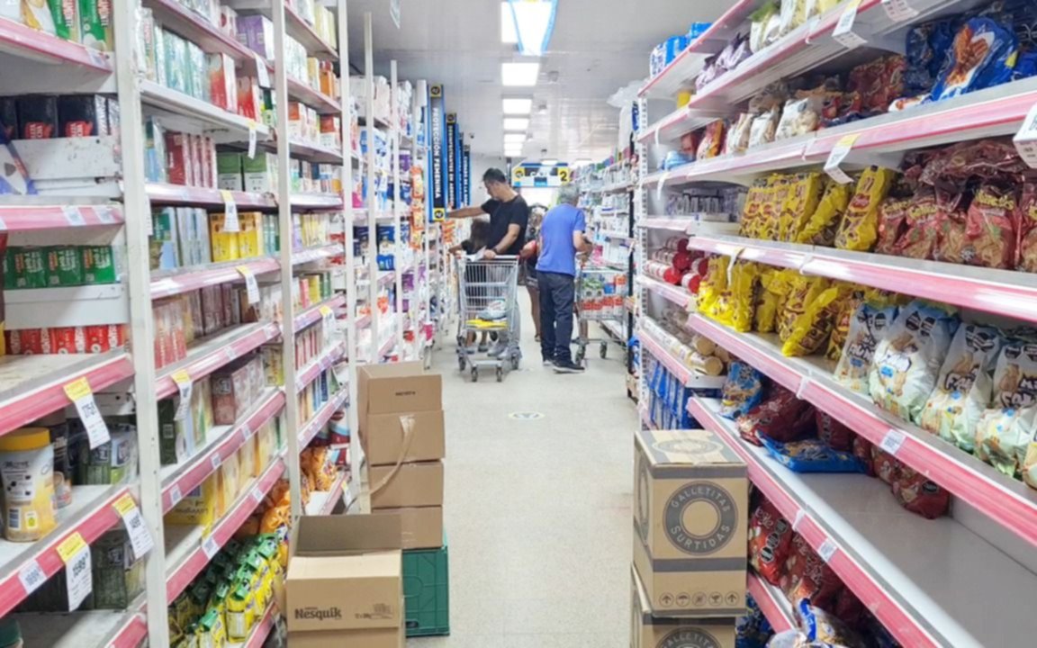 Informe: cuánto subieron los alimentos en La Plata en el último mes