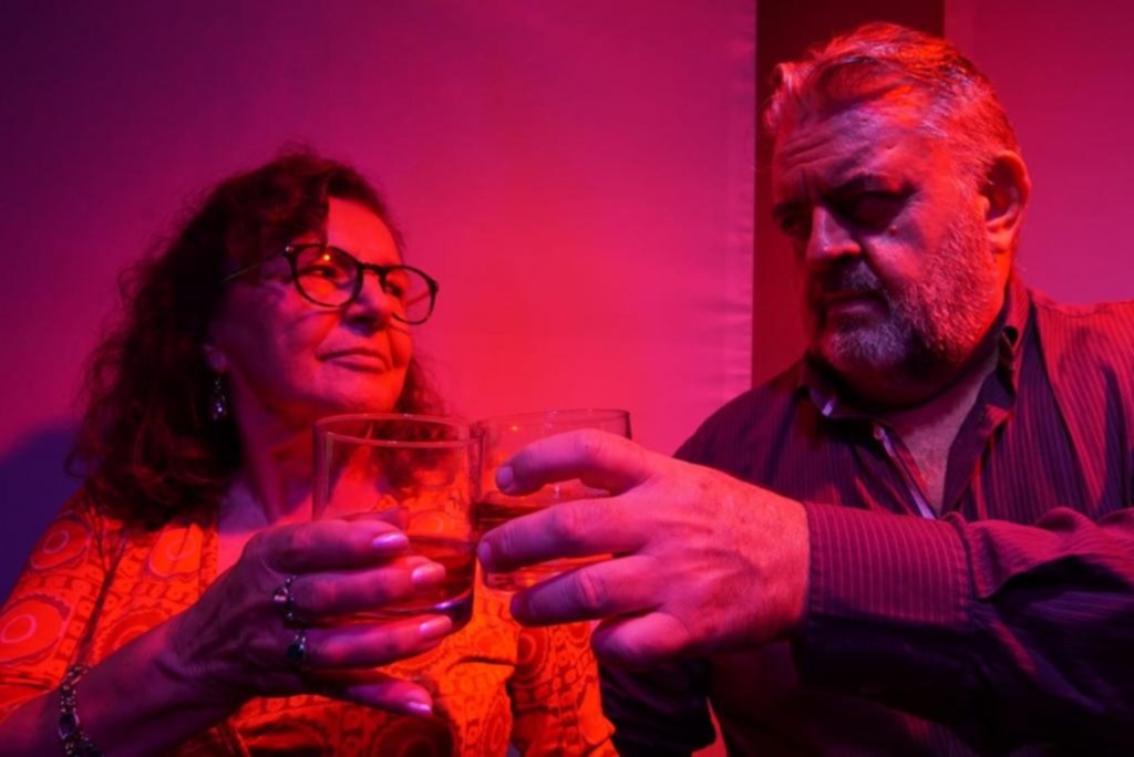 “Pequeñas infidelidades”: la vida misma en un thriller romántico
