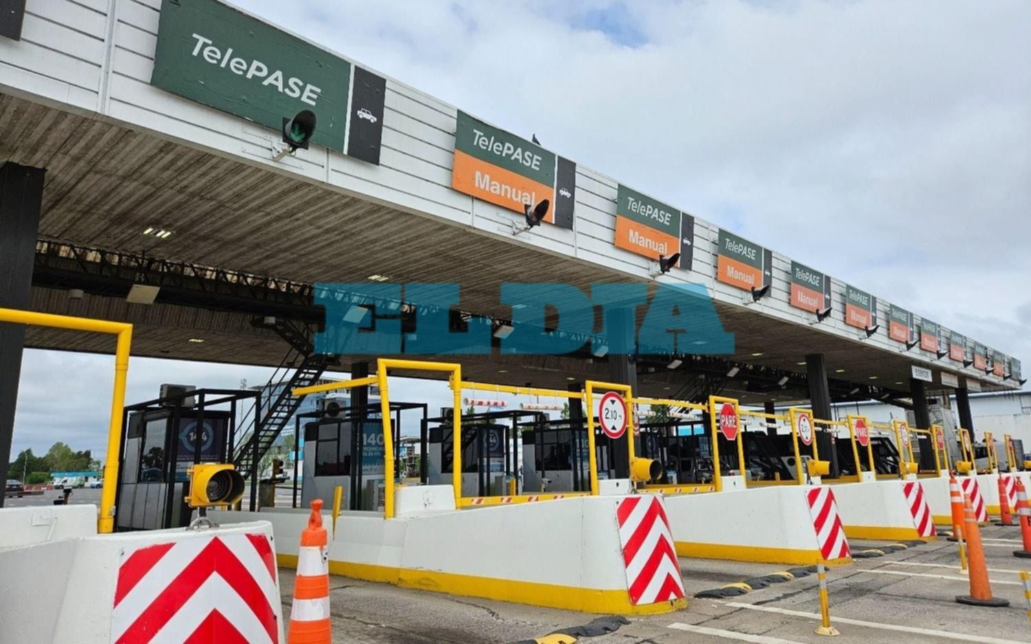 Autopista La Plata: ya rige el nuevo sistema en el peaje de Dock Sud para "agilizar" el tránsito