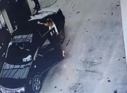 Una tarjeta, compras de $200 mil y una “polichorra” en la mira