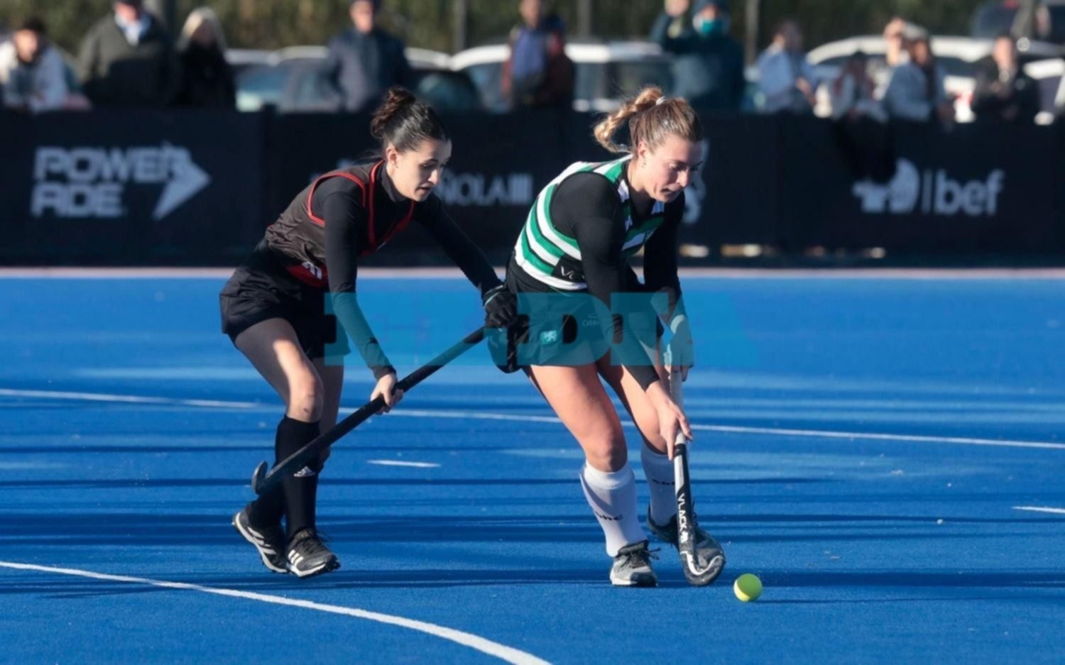 Santa "A" sumó tres puntos "millonarios", en hockey femenino