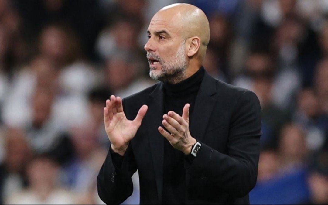 Pep Guardiola elogió al central argentino, Lisandro Martínez: "Está entre los cinco mejores centrales del mundo"