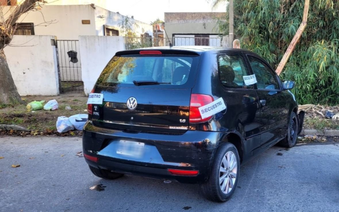 Berisso: “se durmió” y terminó incrustada contra un poste de luz