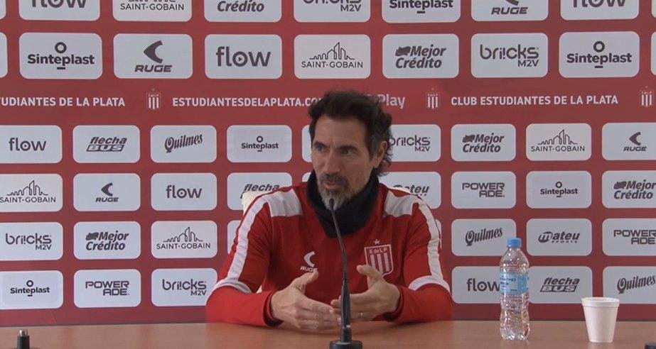 Eduardo Domínguez habló de la Copa y desactivó rumores: "Trabajamos en el mercado de pases"