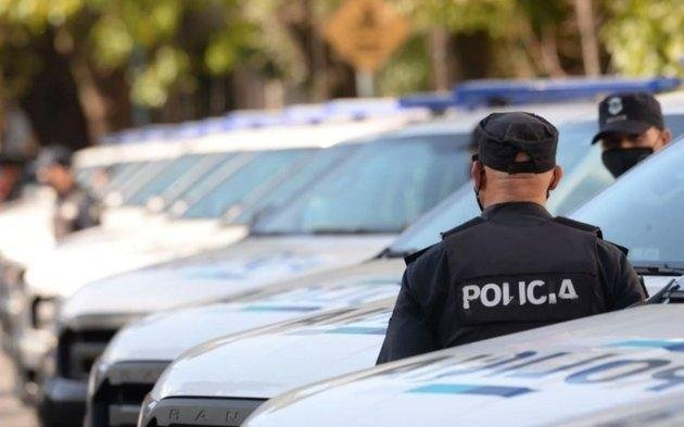 La Provincia aumenta los adicionales a la Policía Bonaerense: los nuevos valores de las horas Cores y Polad, y del plus por uniforme
