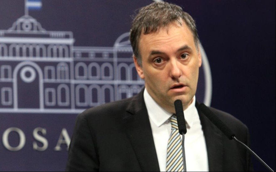El Gobierno le respondió a Cristina Kirchner: “Que vaya y vea los números”