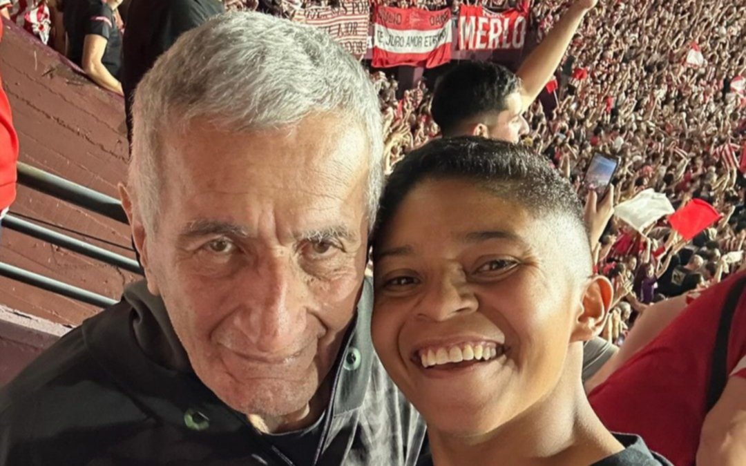 La novia de la Bruja Verón habló tras viralizarse su romance: qué dijo
