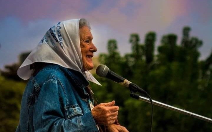 Murió Nora Cortiñas, titular de las Madres de Plaza de Mayo, a los 94 años