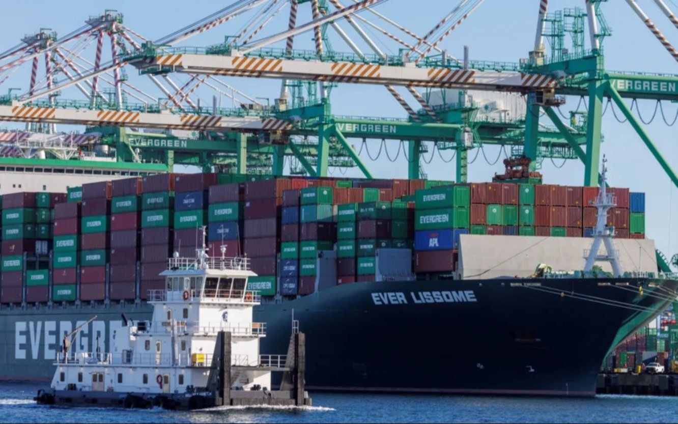 Los aranceles de Trump hacen caer los envíos desde China: preocupación en el puerto de Los Ángeles
