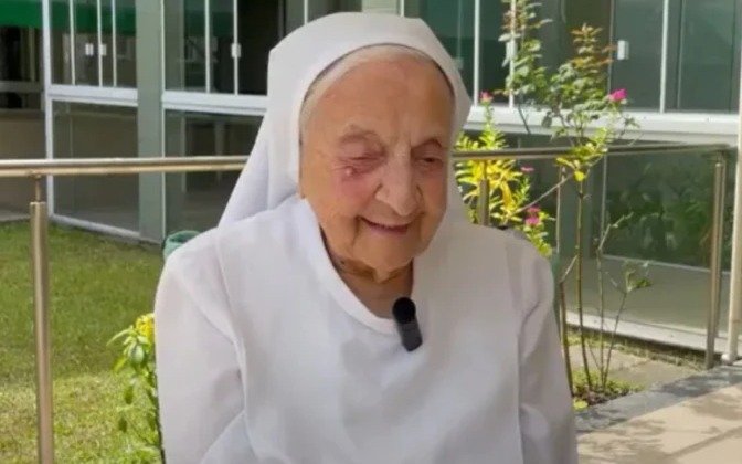Muere a los 116 años la persona más anciana del mundo, una monja brasileña