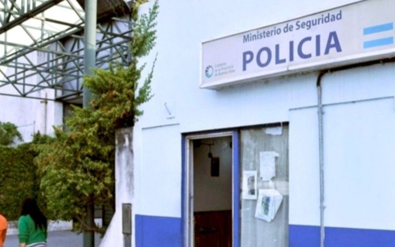 Golpe comando a una familia mientras dormía en Villa Elvira
