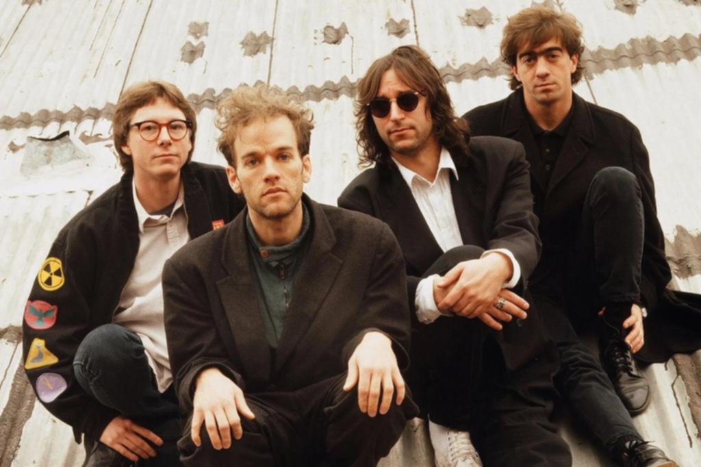 R.E.M relanza su primer sencillo para beneficiar a la radio real