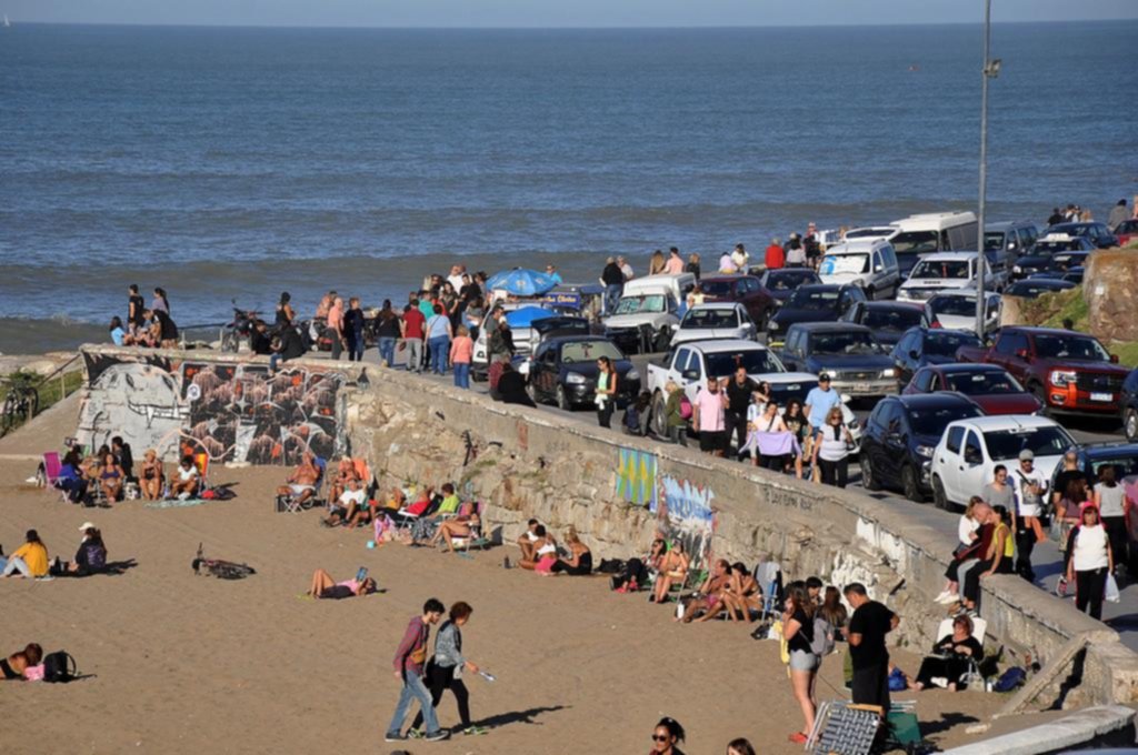 Con poca ocupación, en Mar del Plata y la Costa disfrutan el “veranito”