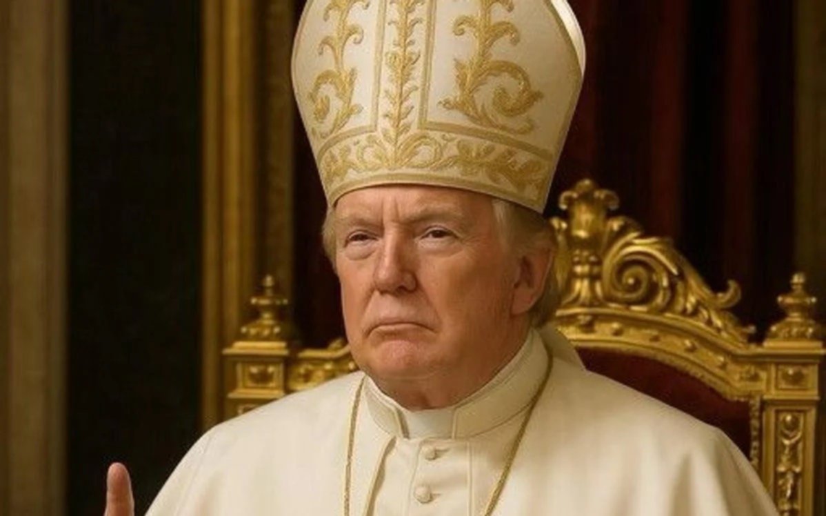 Donald Trump se metió en el cónclave por la sucesión del Papa Francisco y publicó una foto polémica