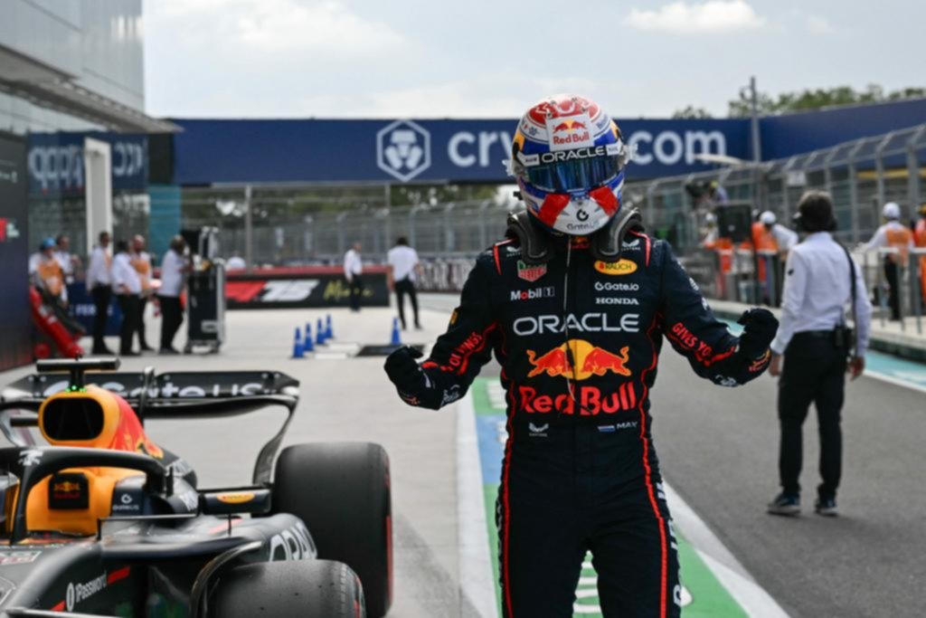 Verstappen, fiel a su estilo, larga primero