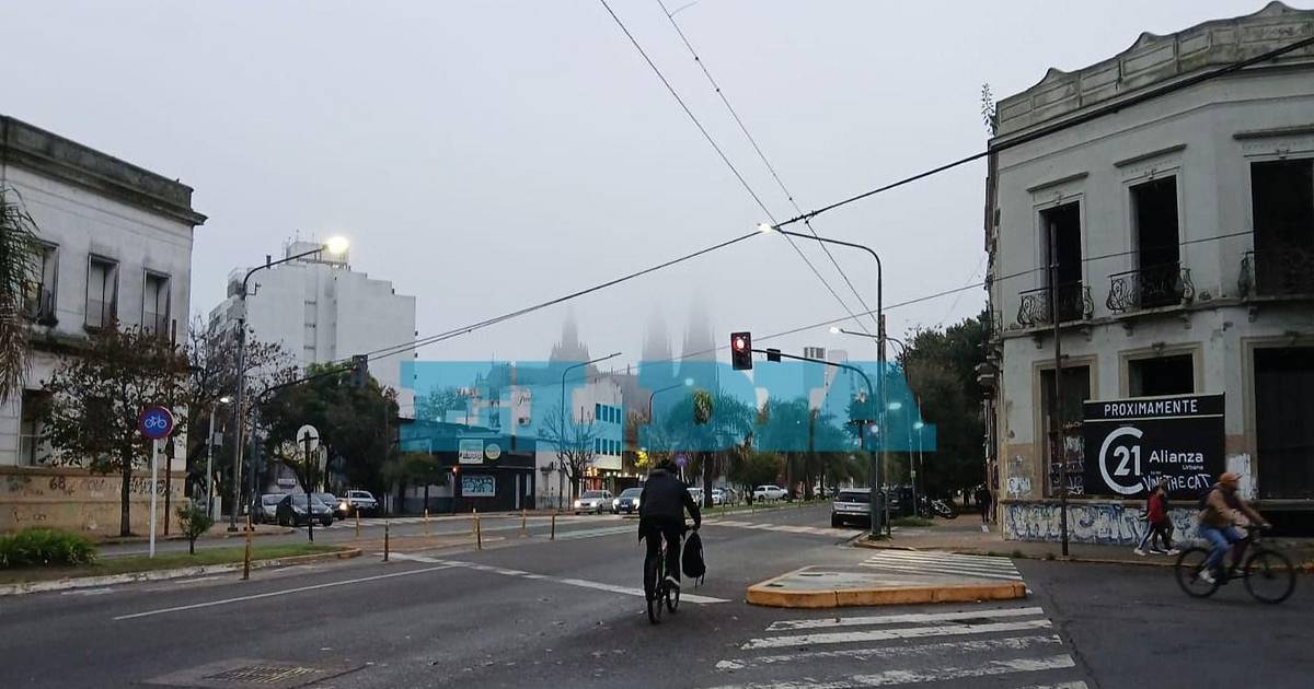 VIDEO. El impacto del paro de micros en La Plata: trenes llenos ...