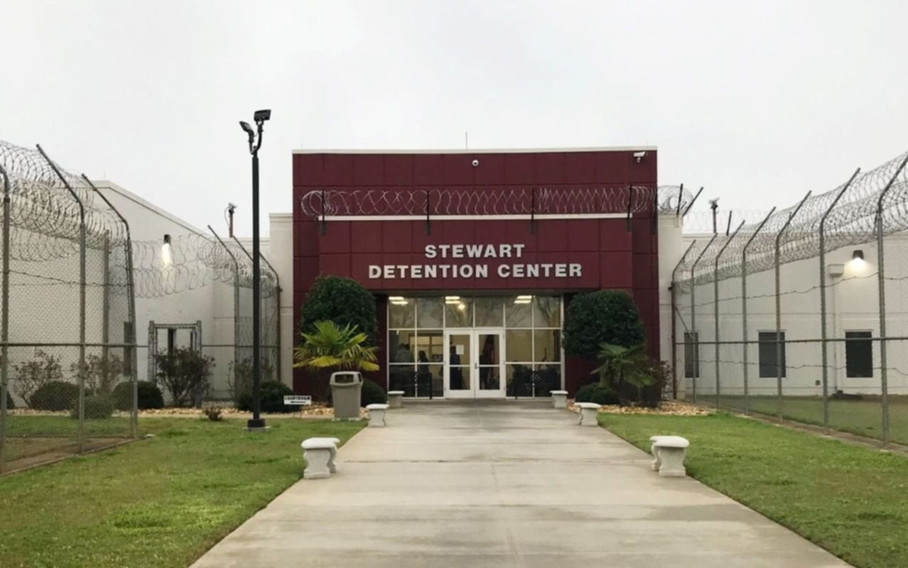"Defraudados": la reacción de una familia argentina con Trump tras una detención