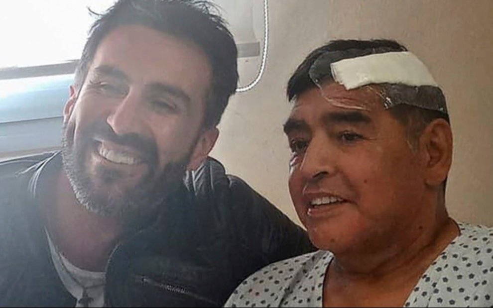 Caso Maradona: el director de la Clínica Olivos ratificó que Luque y Cosachov eran los médicos de cabecera del astro