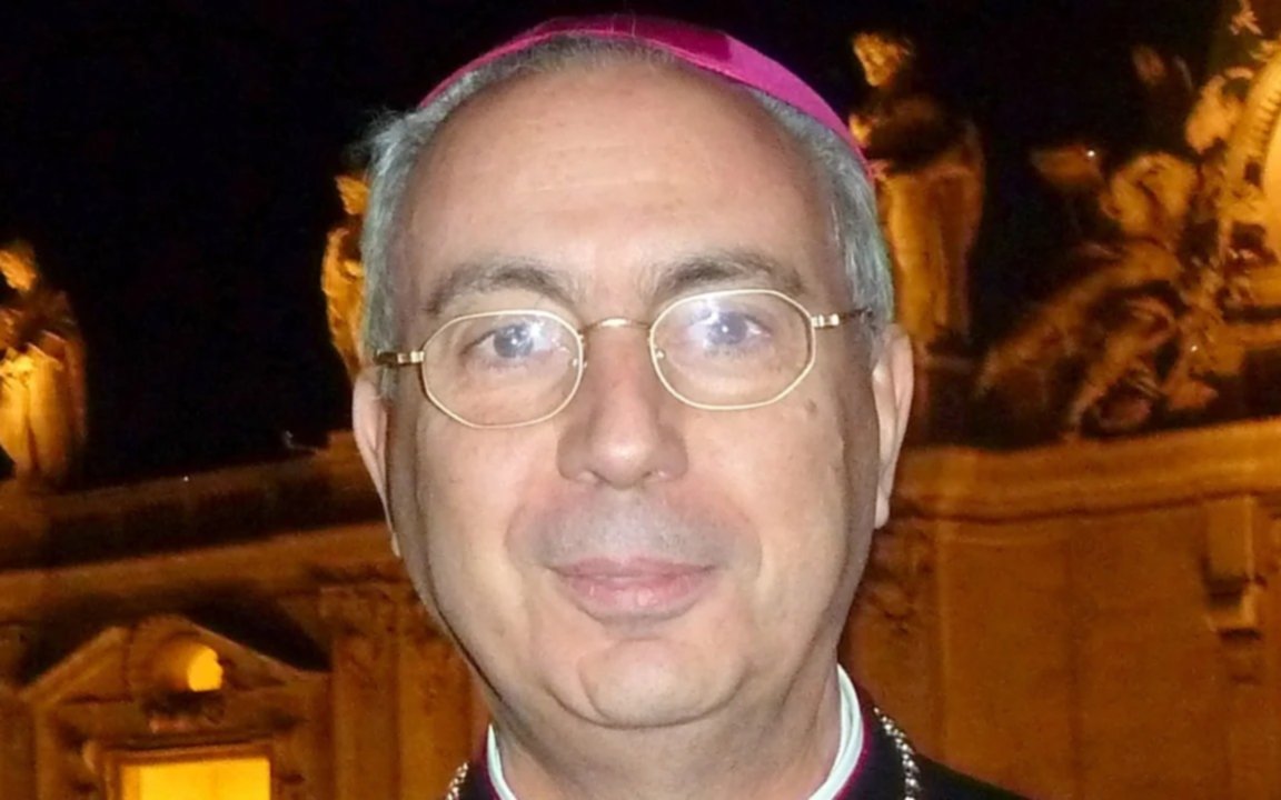 ¿Quién es el cardenal que dirá “habemus papam” y anunciará al sucesor de Francisco?