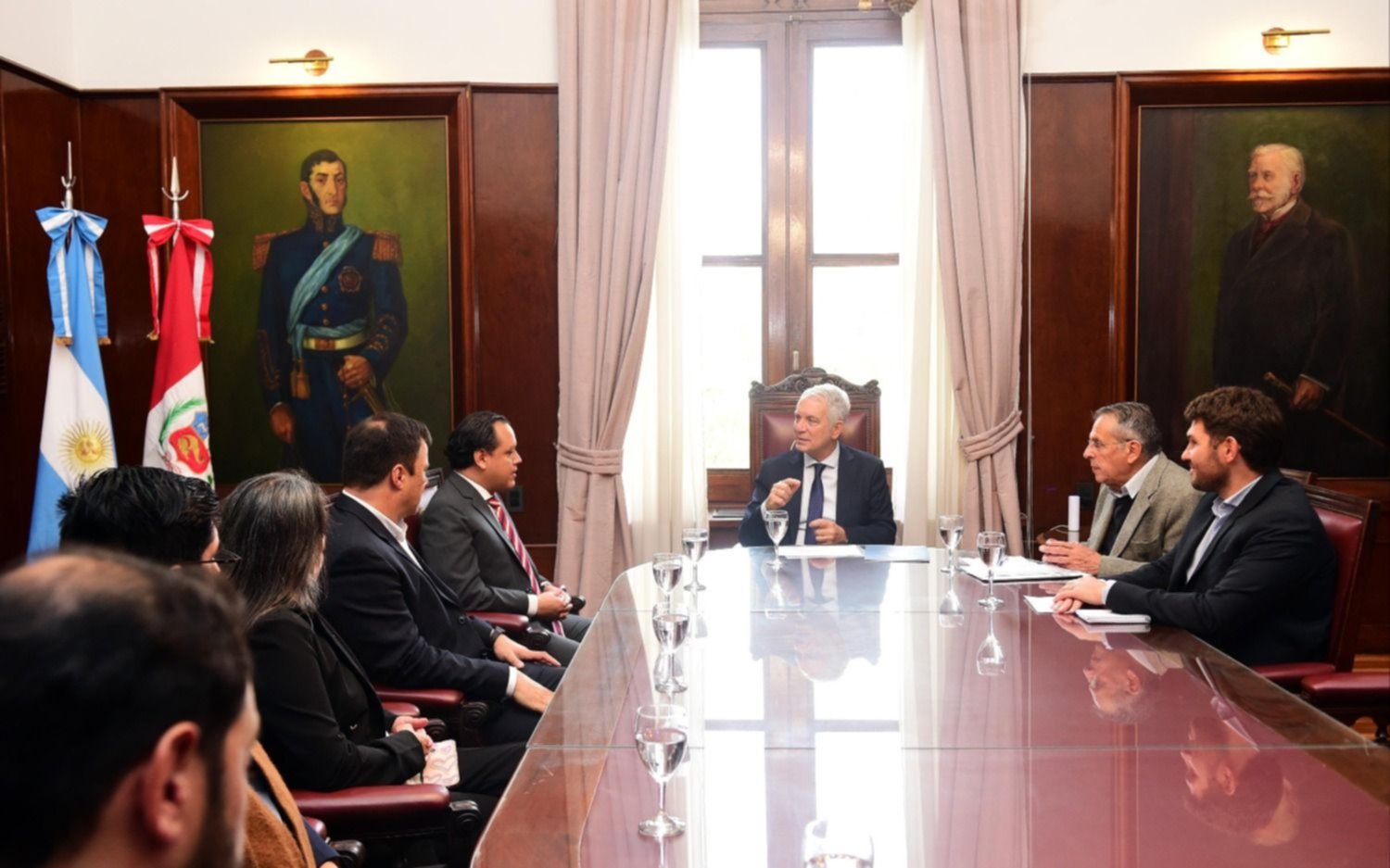  Perú en La Plata: avanzan en una agenda común para fortalecer lazos culturales y comunitarios