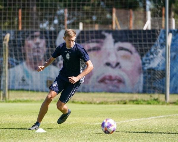 Castillo viaja y ¿juega?: Lucas Castro podría ingresar en su lugar