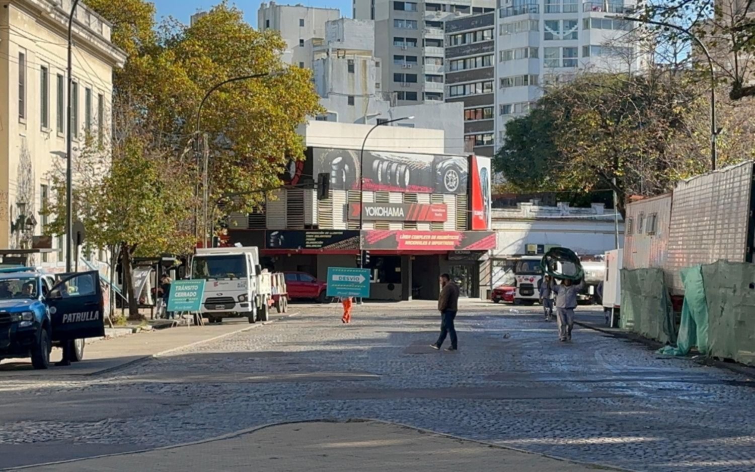 Limitan el estacionamiento en las inmediaciones de las Plazas Italia y Rocha