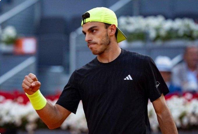 Cerúndolo bajó a Jarry y avanzó a la tercera ronda