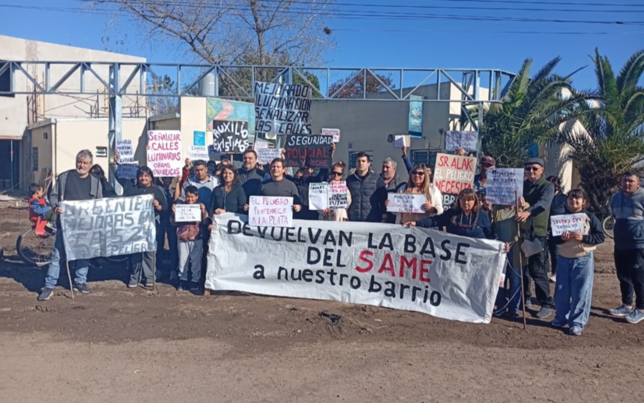 Vecinos se reunieron para pedir mejoras urgentes en la salita de El Peligro: "No tenemos médicos, ambulancia e insumos"