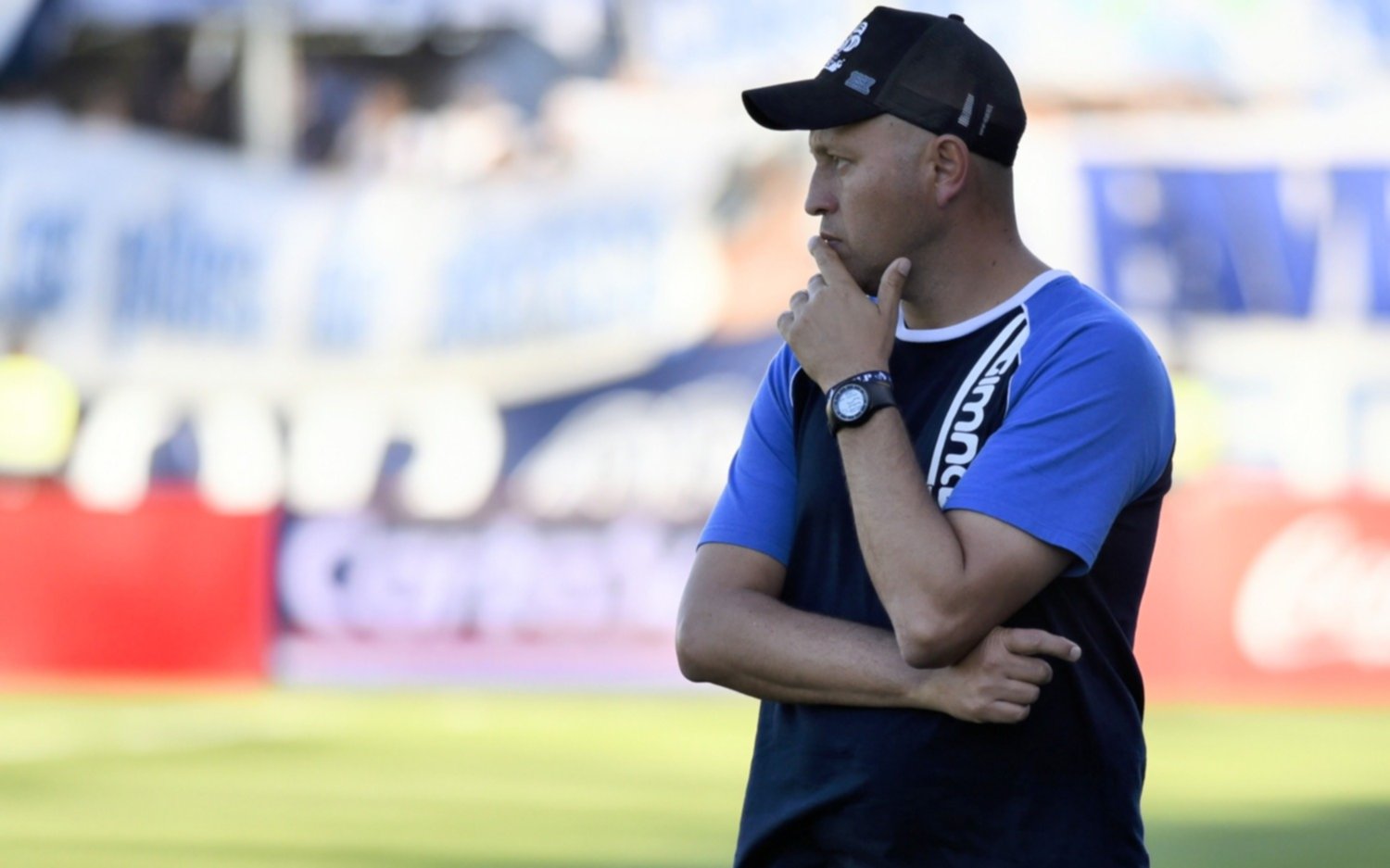 El "Traductor" Flores dejó de ser entrenador de Gimnasia tras la derrota por Copa Argentina