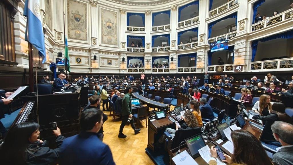 Se vota en la Legislatura los plazos electorales