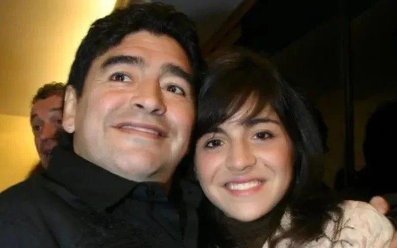 Gianinna Maradona declaró en el juicio por la muerte de su padre: “Nos convencieron de que necesitaba internación domiciliaria”