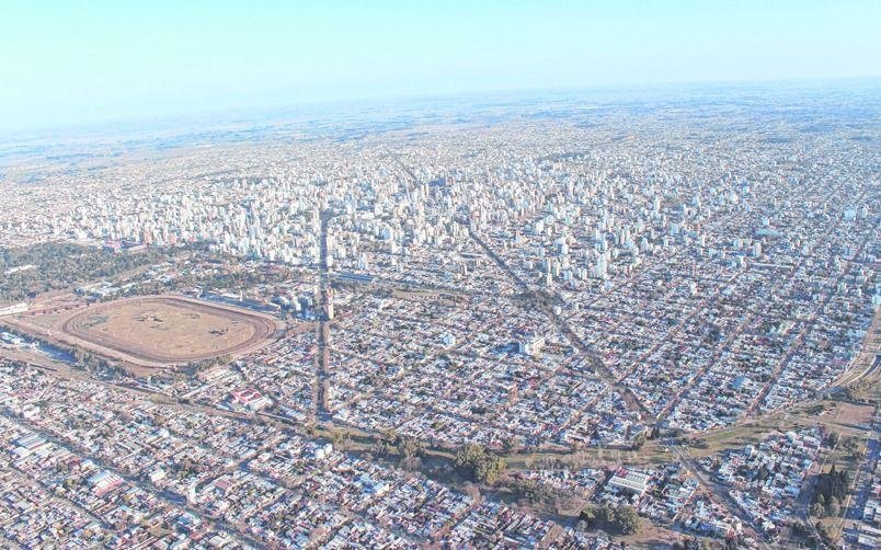 Loteos ilegales en La Plata: Provincia convalidó la ordenanza y avanza la regulación de terrenos