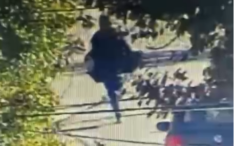 Apuñaló a un joven en el corazón, escapó y lo detuvo un Comisario en Ensenada