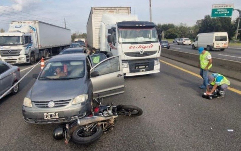 Así fue el accidente fatal en la Autopista Buenos Aires La Plata